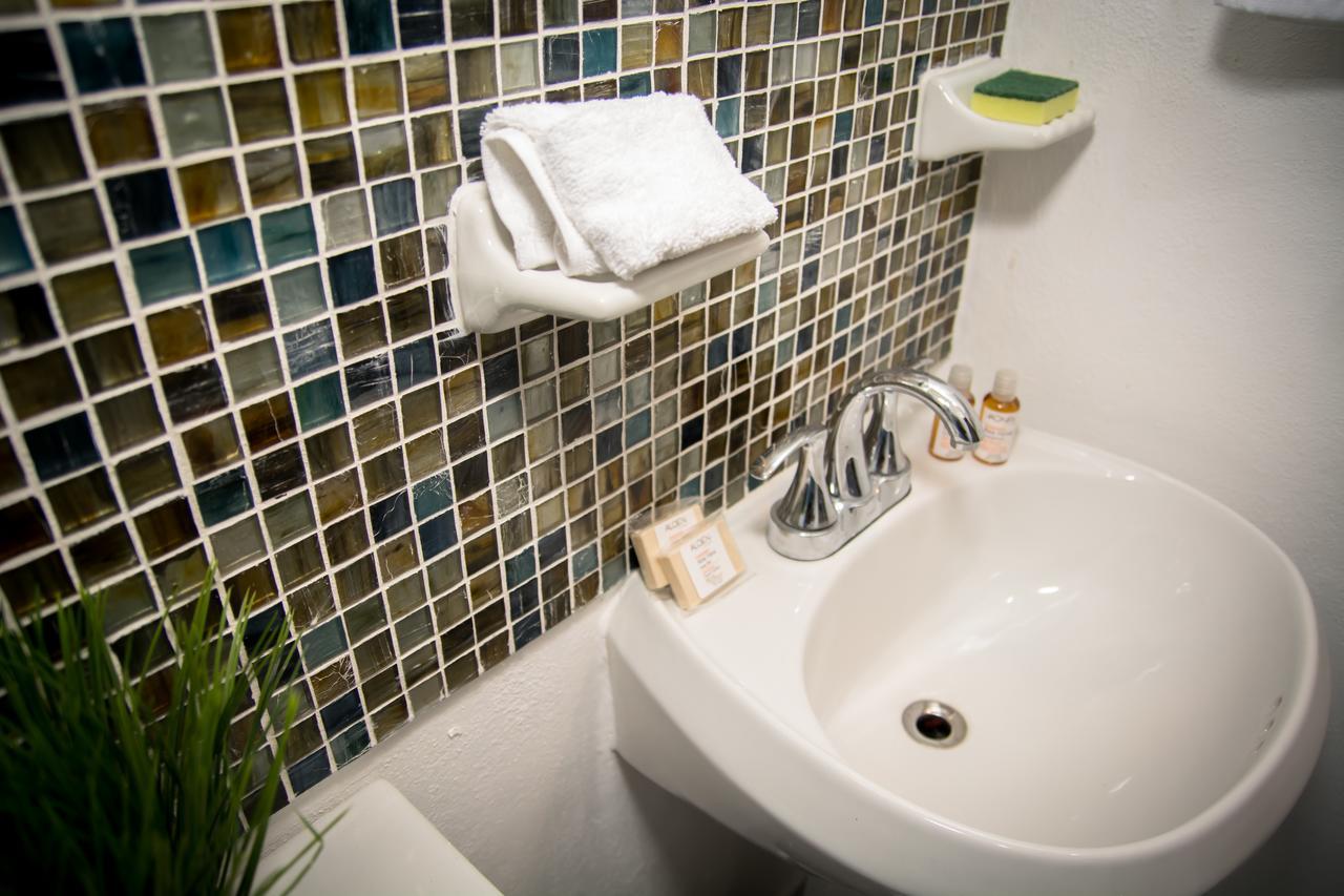 Vacation Rental - Upper Floor Room At Casa Cocoa Cozumel Ngoại thất bức ảnh