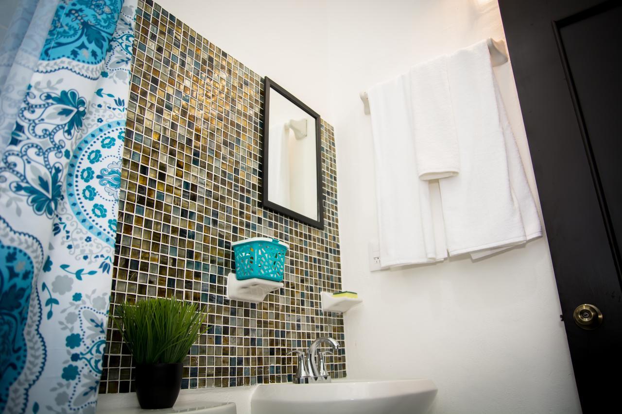 Vacation Rental - Upper Floor Room At Casa Cocoa Cozumel Ngoại thất bức ảnh